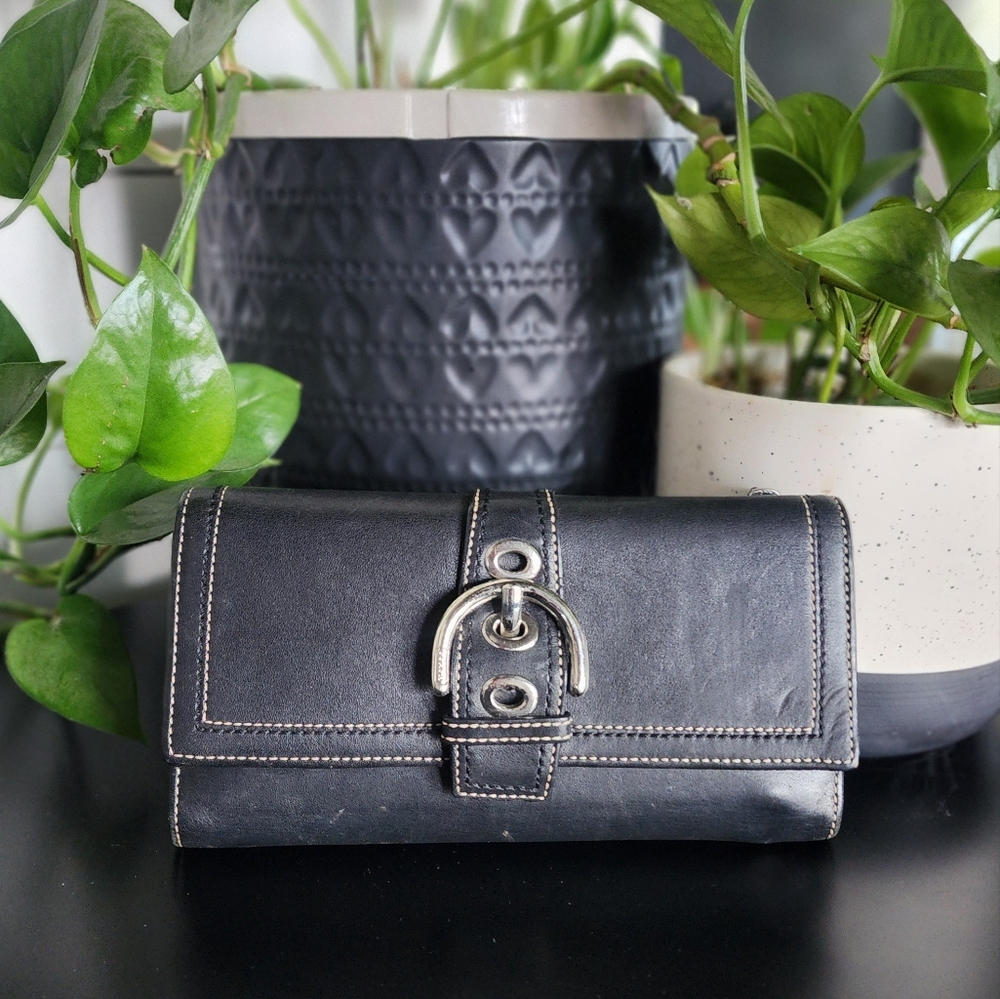 Coach Leather Soho Buckle Wallet